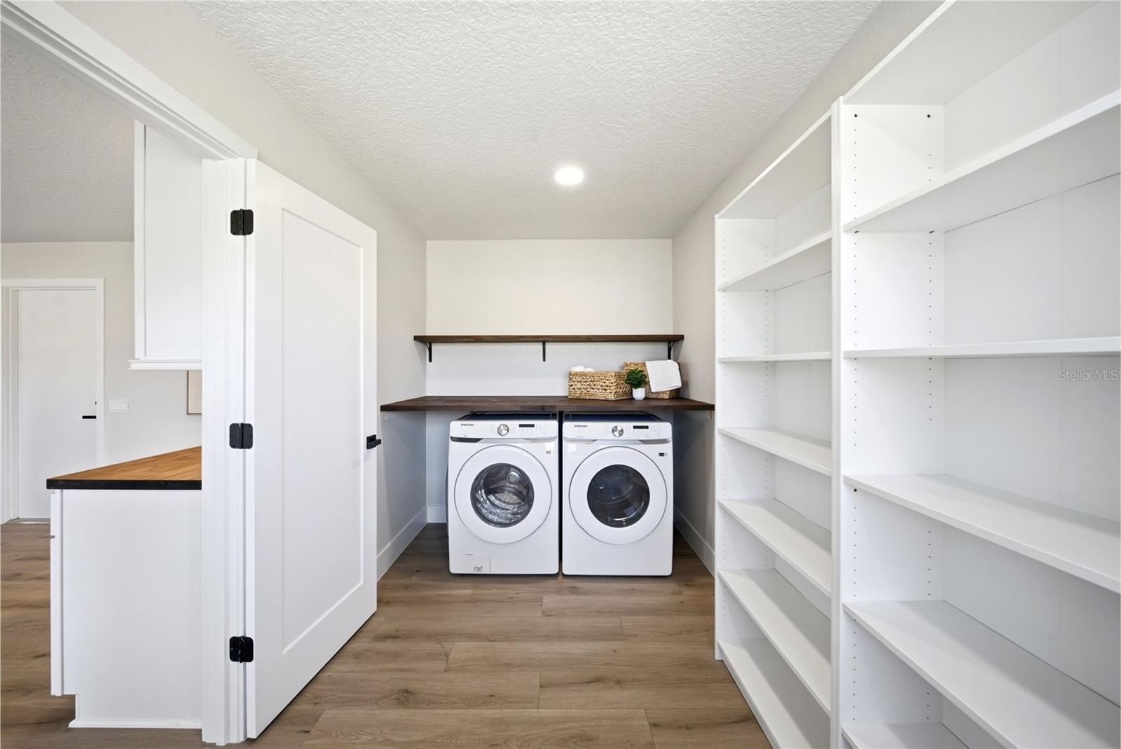 Image 12 of 33 For 7220 Moss Leaf Lane