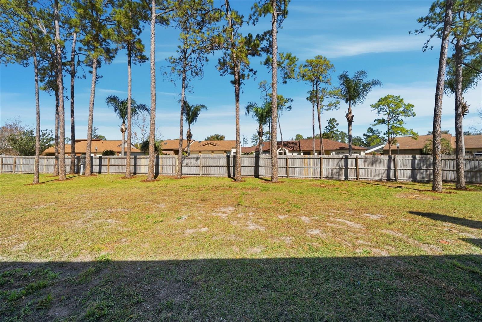 Image 30 of 33 For 7220 Moss Leaf Lane