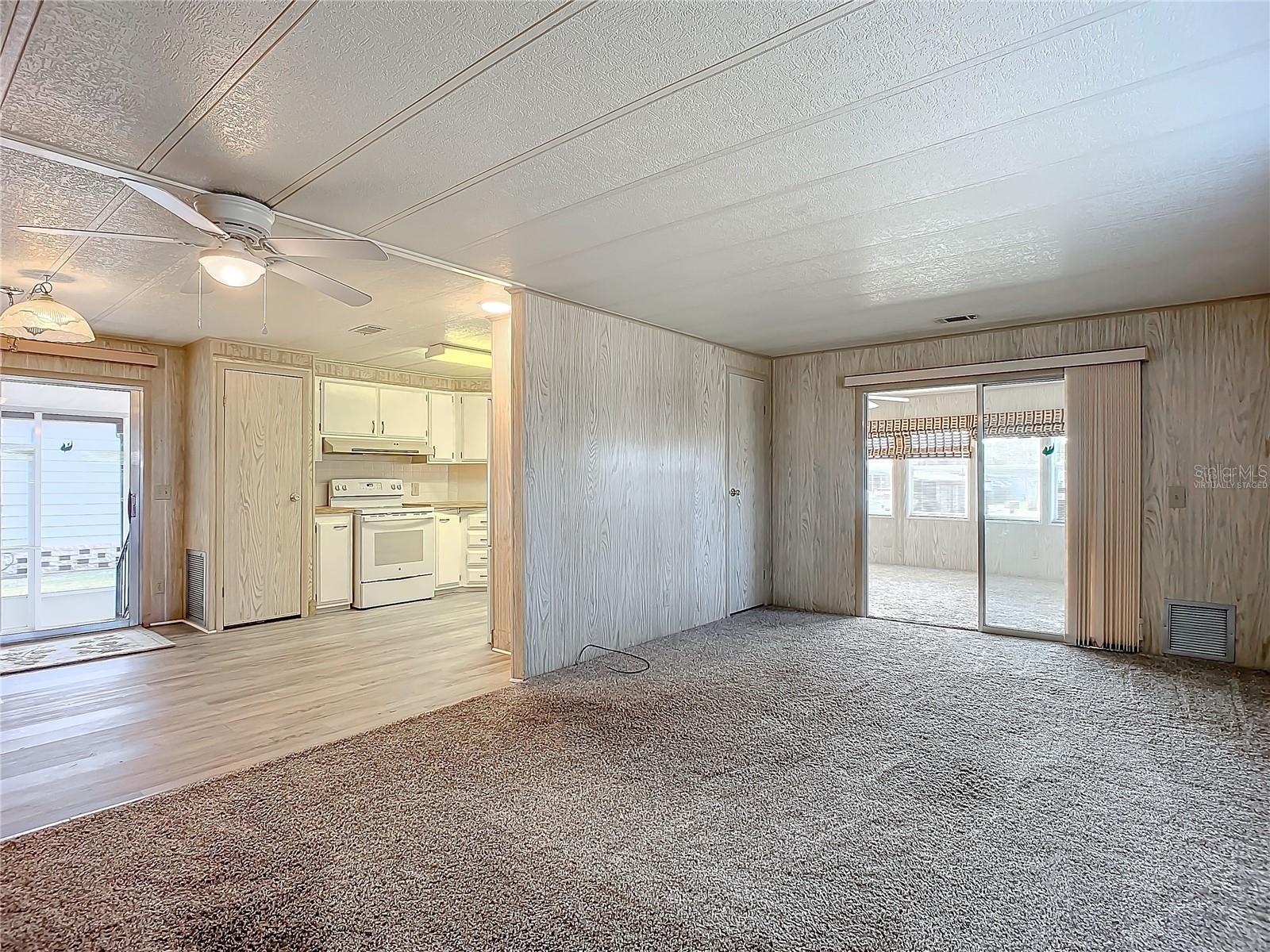 Image 7 of 27 For 807 Swallow Lane