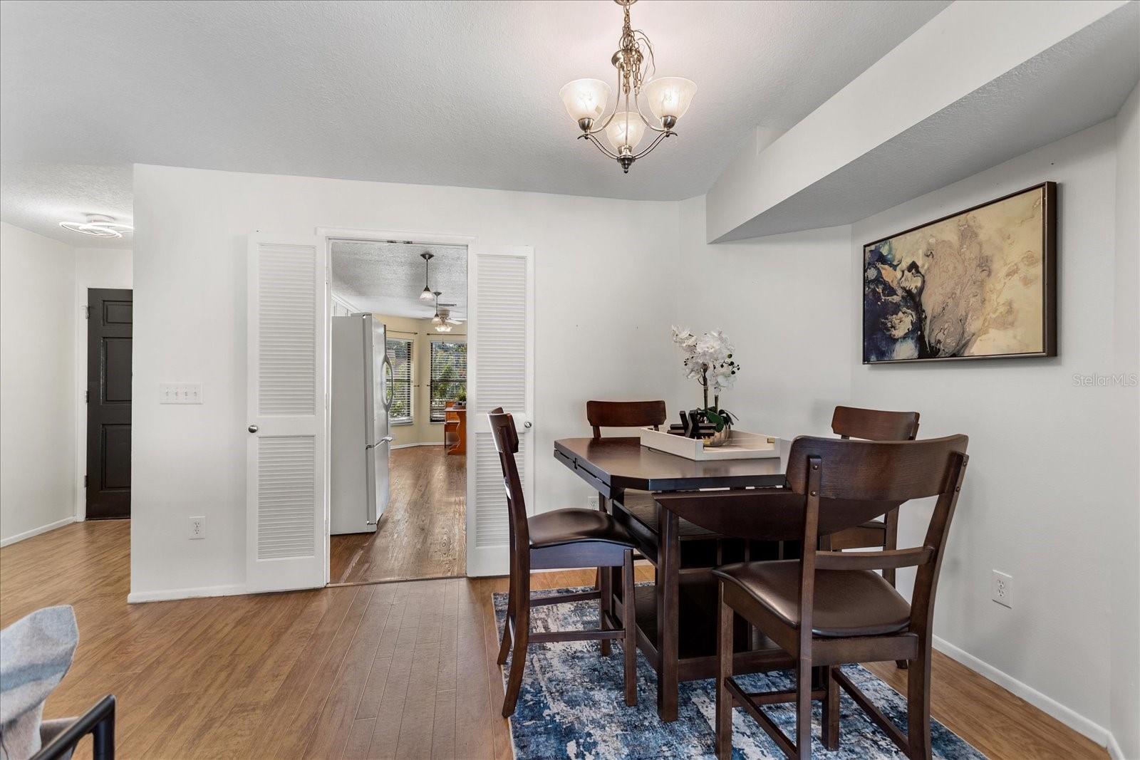 Image 10 of 27 For 1018 Pond Apple Court