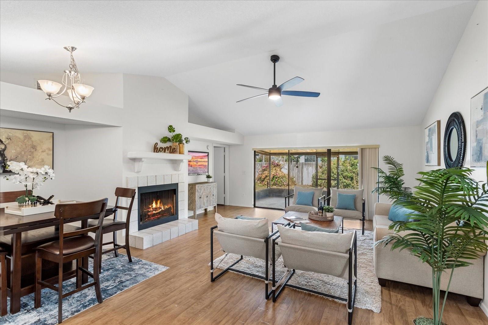 Image 5 of 27 For 1018 Pond Apple Court