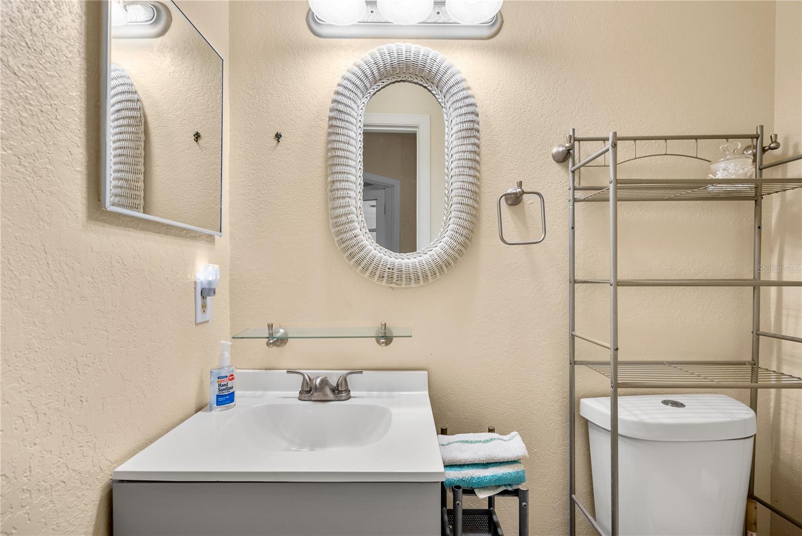 Image 24 of 53 For 295 Jungle Road