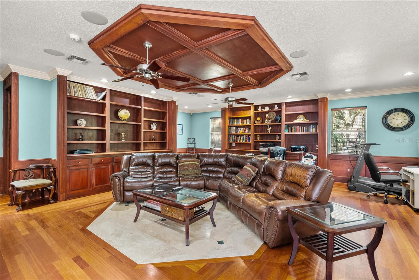 Image 3 of 53 For 295 Jungle Road