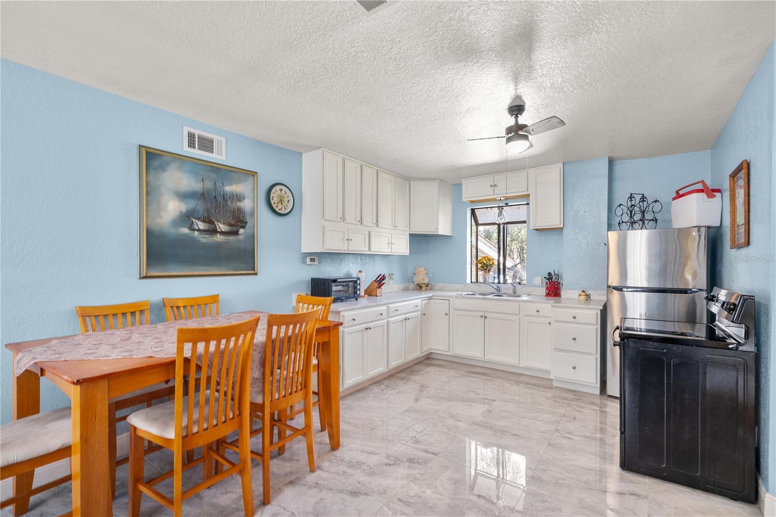 Image 38 of 53 For 295 Jungle Road