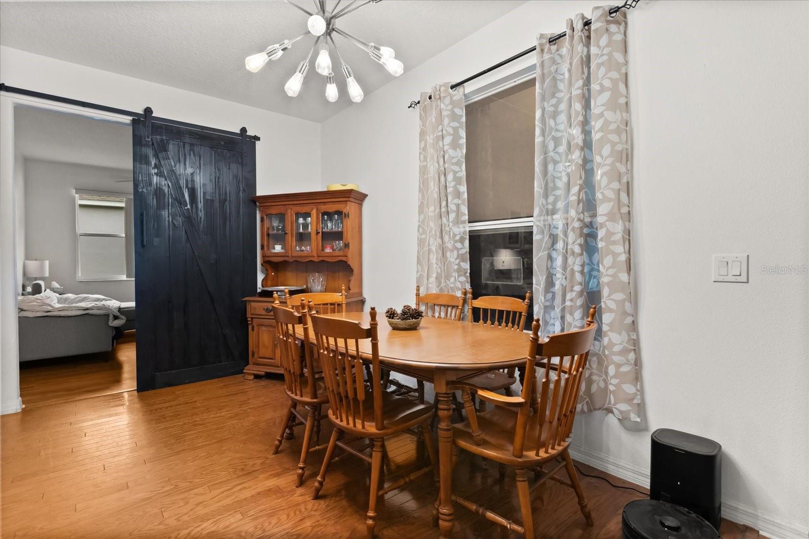 Image 10 of 24 For 2425 Prairie View Drive