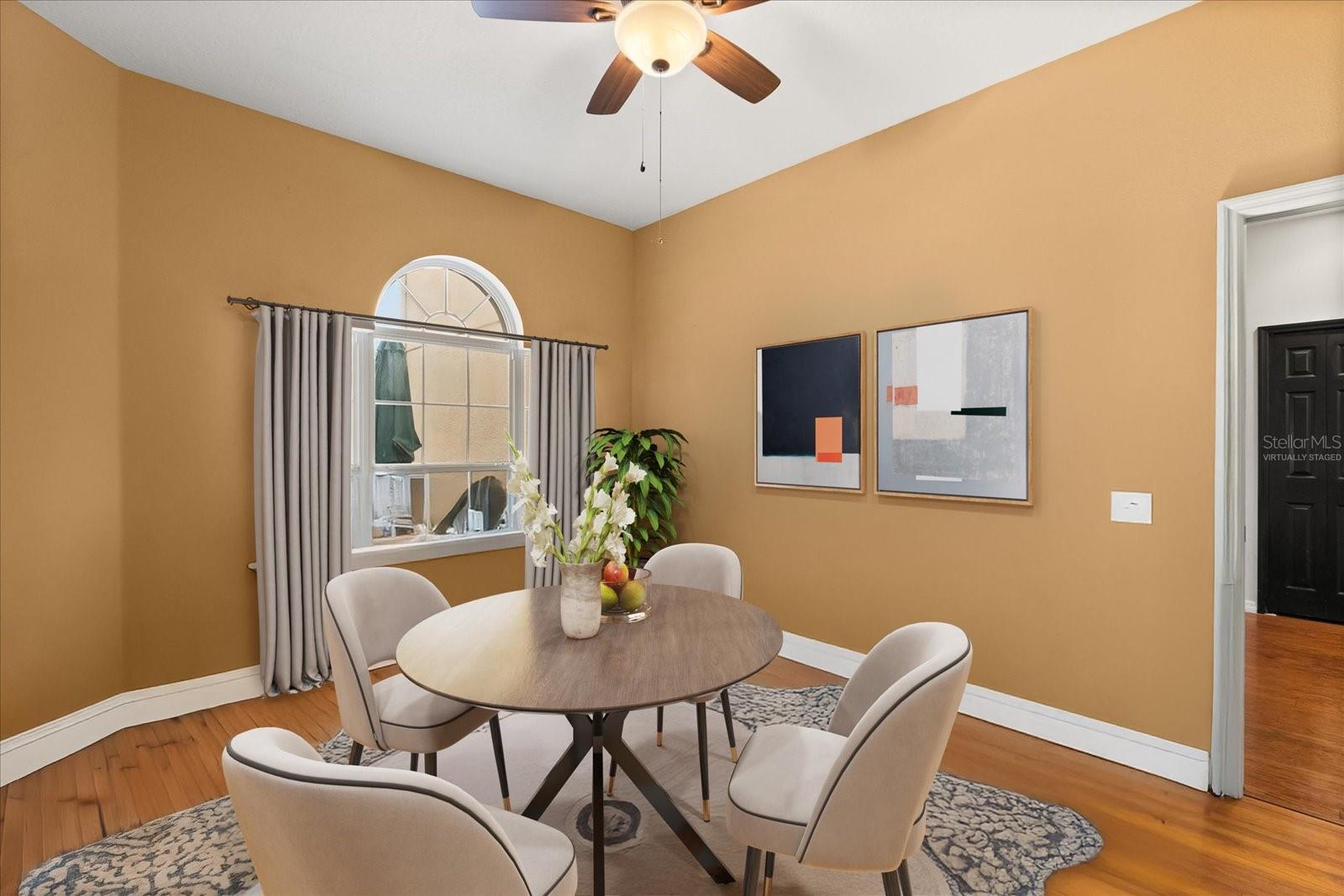 Image 5 of 24 For 2425 Prairie View Drive