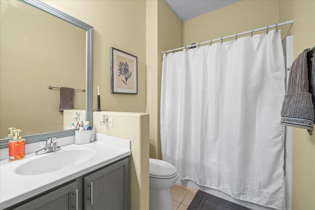 Image 16 of 25 For 1611 Bridgeport Circle