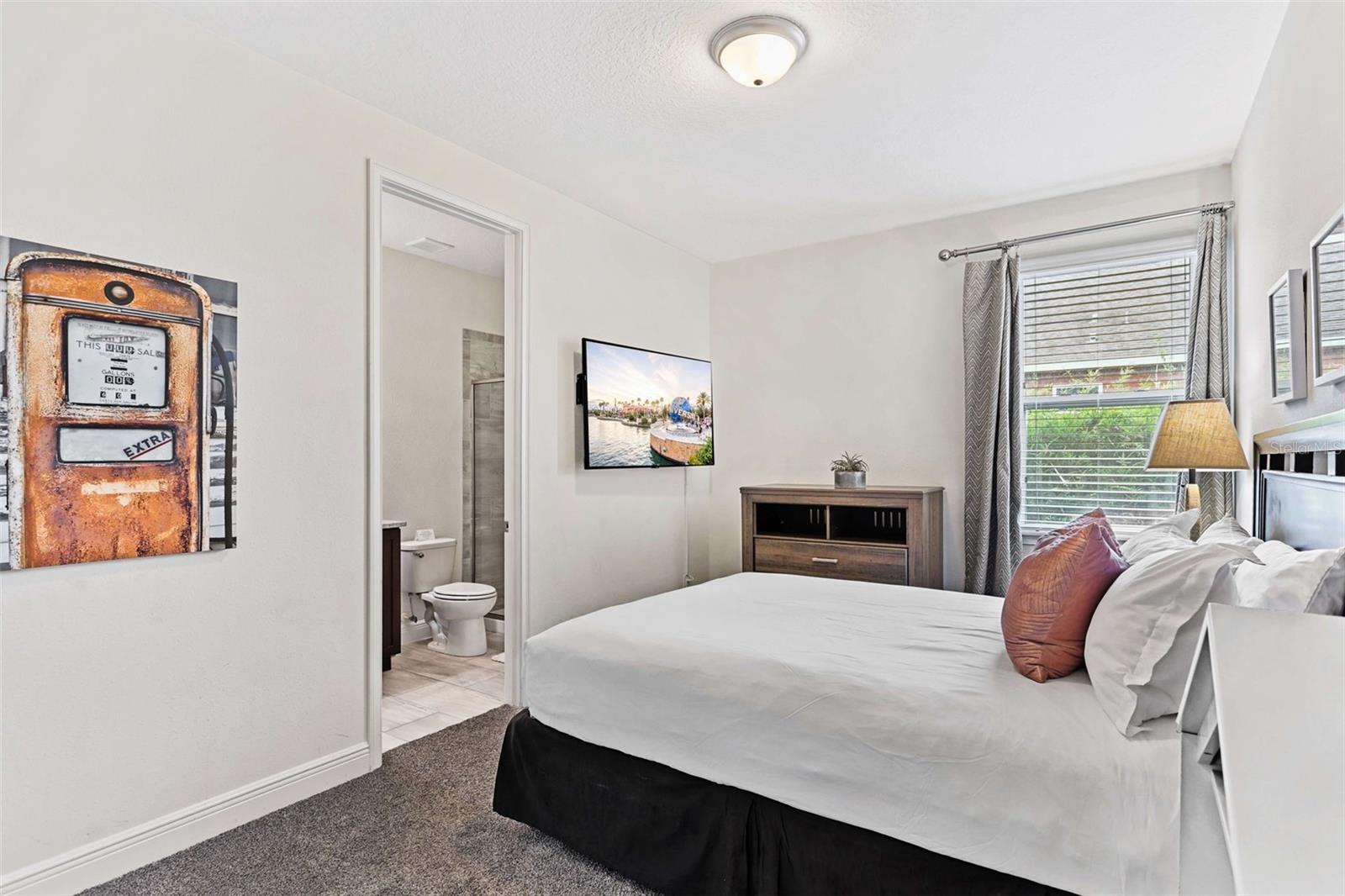 Image 40 of 53 For 230 Clawson Way