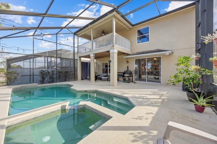 Image 40 of 52 For 942 Henley Circle