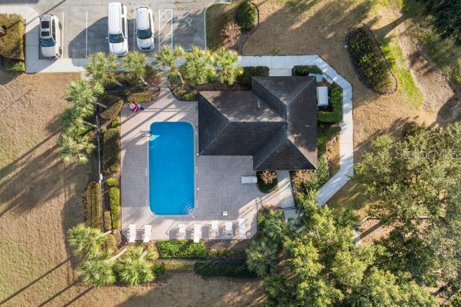 Image 46 of 52 For 942 Henley Circle