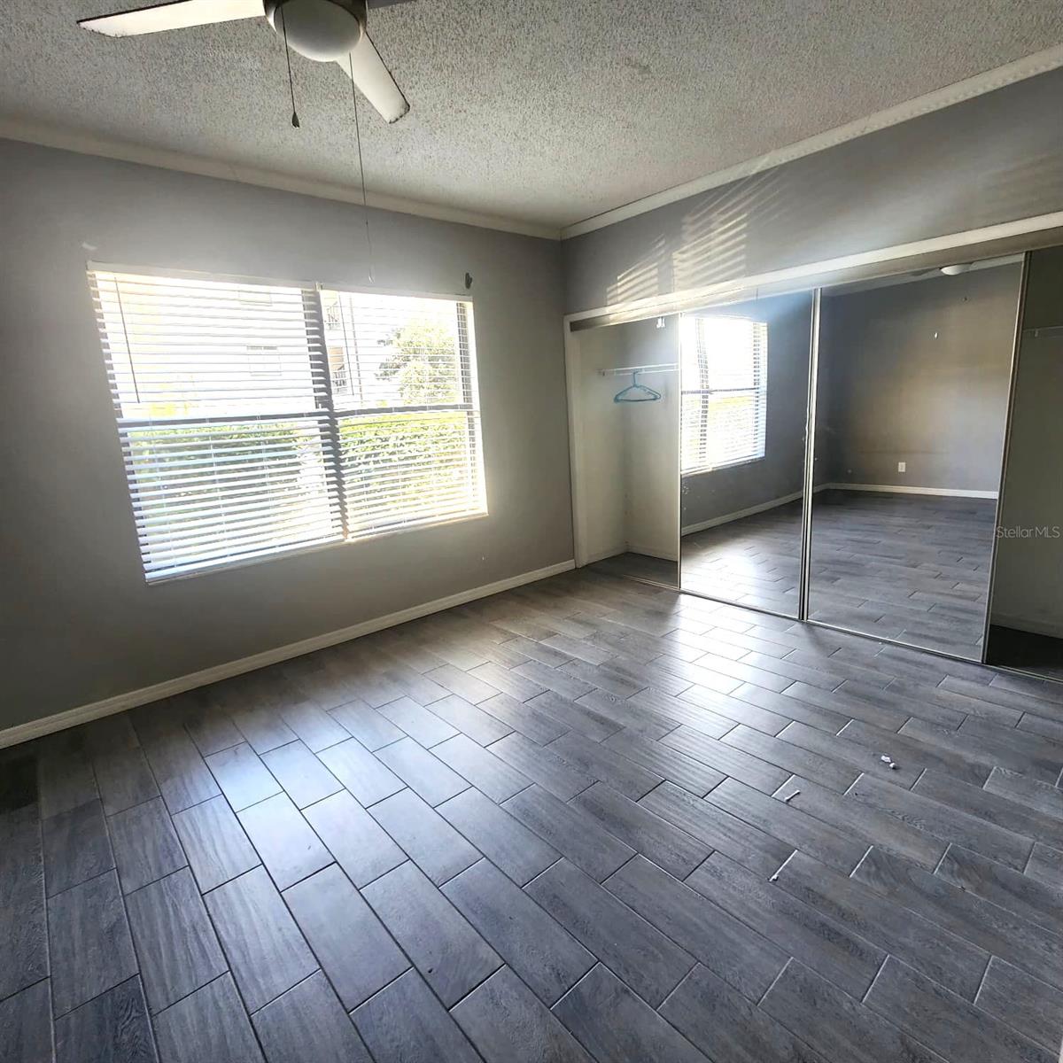 Image 8 of 14 For 2040 San Marcos Drive Se 105