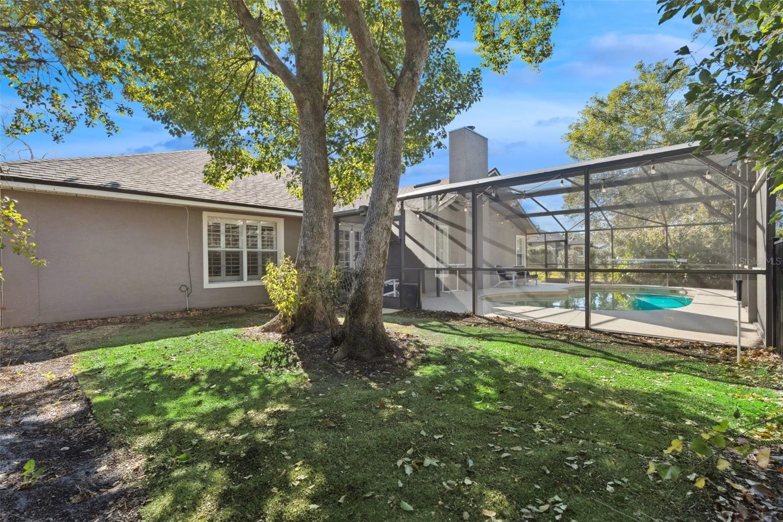 Image 32 of 49 For 692 Rochester Street