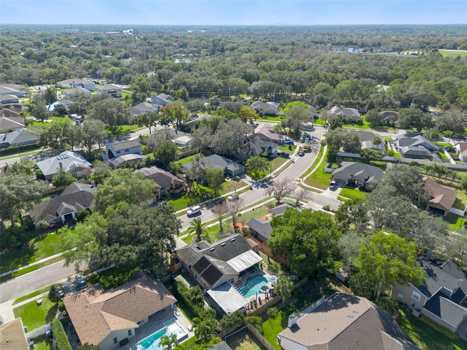 Image 45 of 49 For 692 Rochester Street