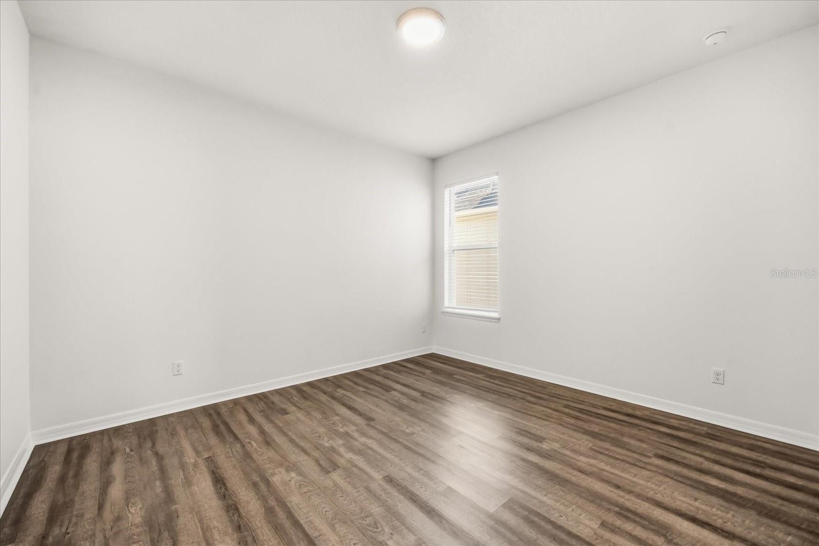 Image 19 of 47 For 14008 Jomatt Loop