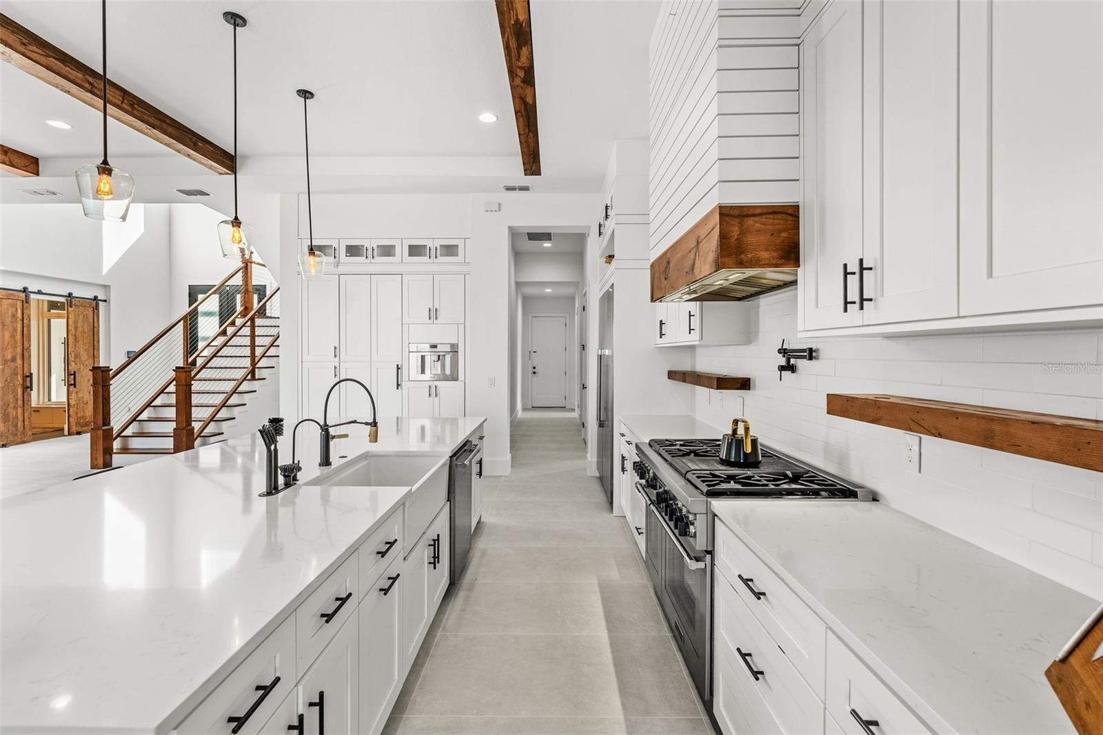 Image 22 of 79 For 6711 Point Hancock Drive