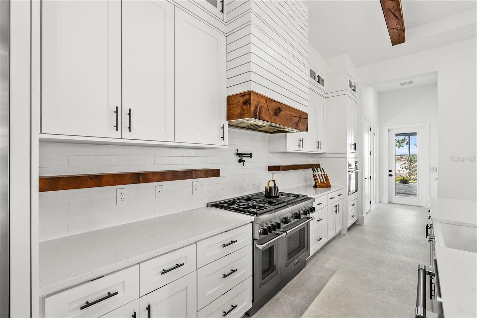 Image 23 of 79 For 6711 Point Hancock Drive