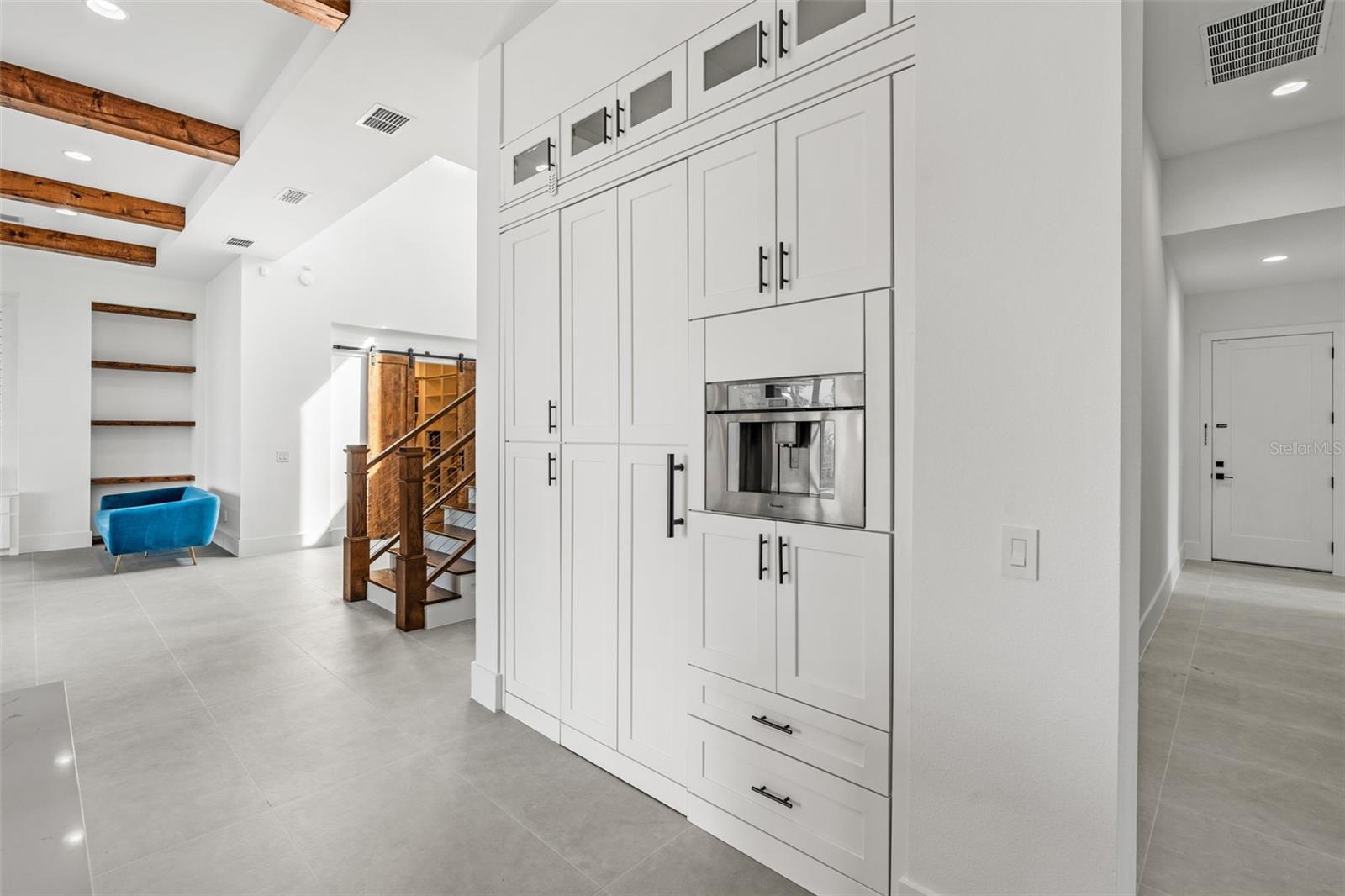 Image 25 of 79 For 6711 Point Hancock Drive