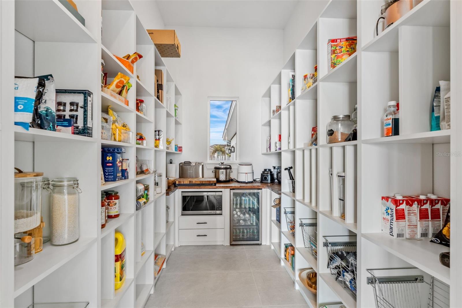 Image 27 of 79 For 6711 Point Hancock Drive