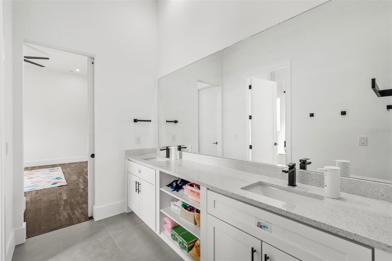 Image 51 of 79 For 6711 Point Hancock Drive