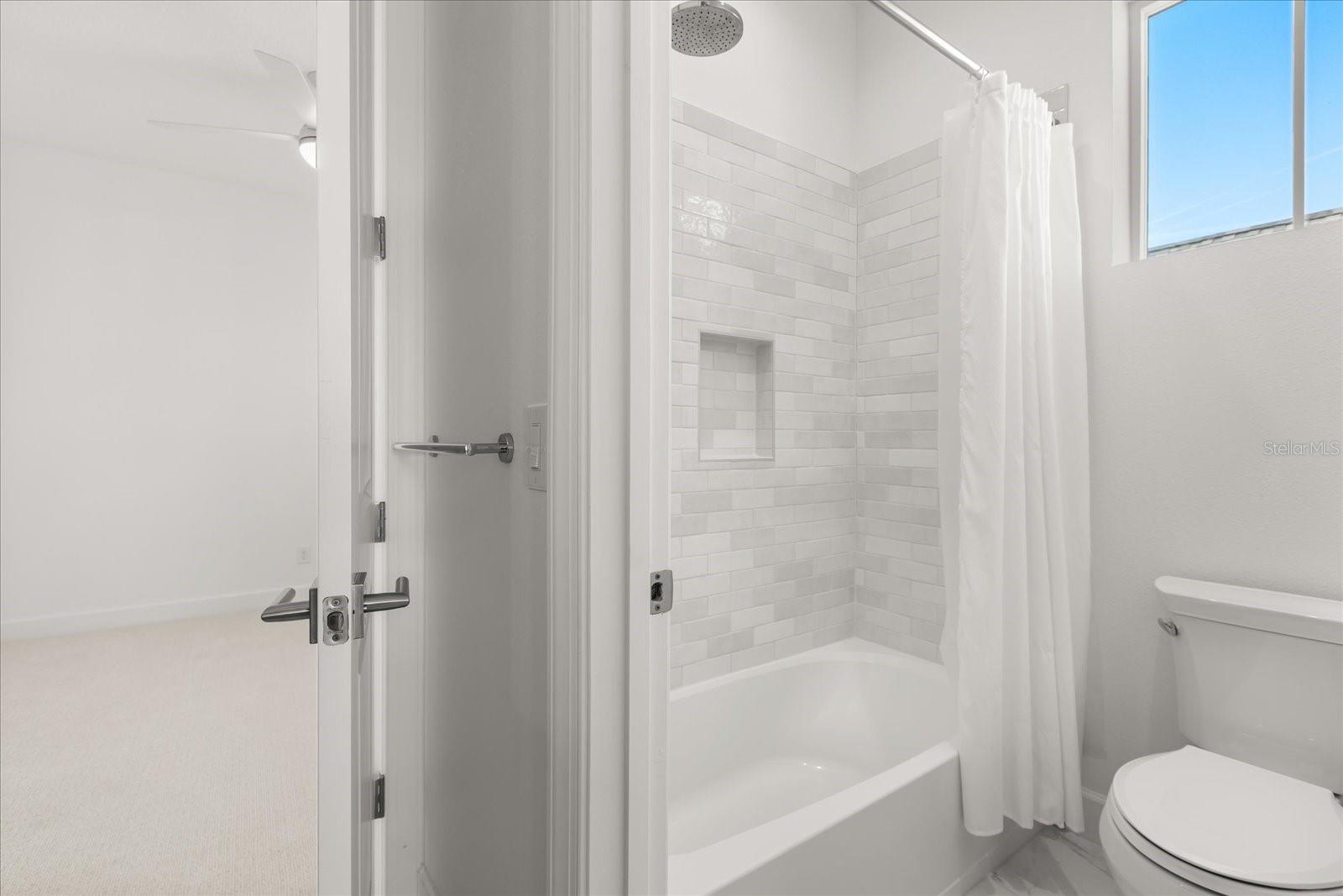 Image 27 of 49 For 1120 Civitas Way