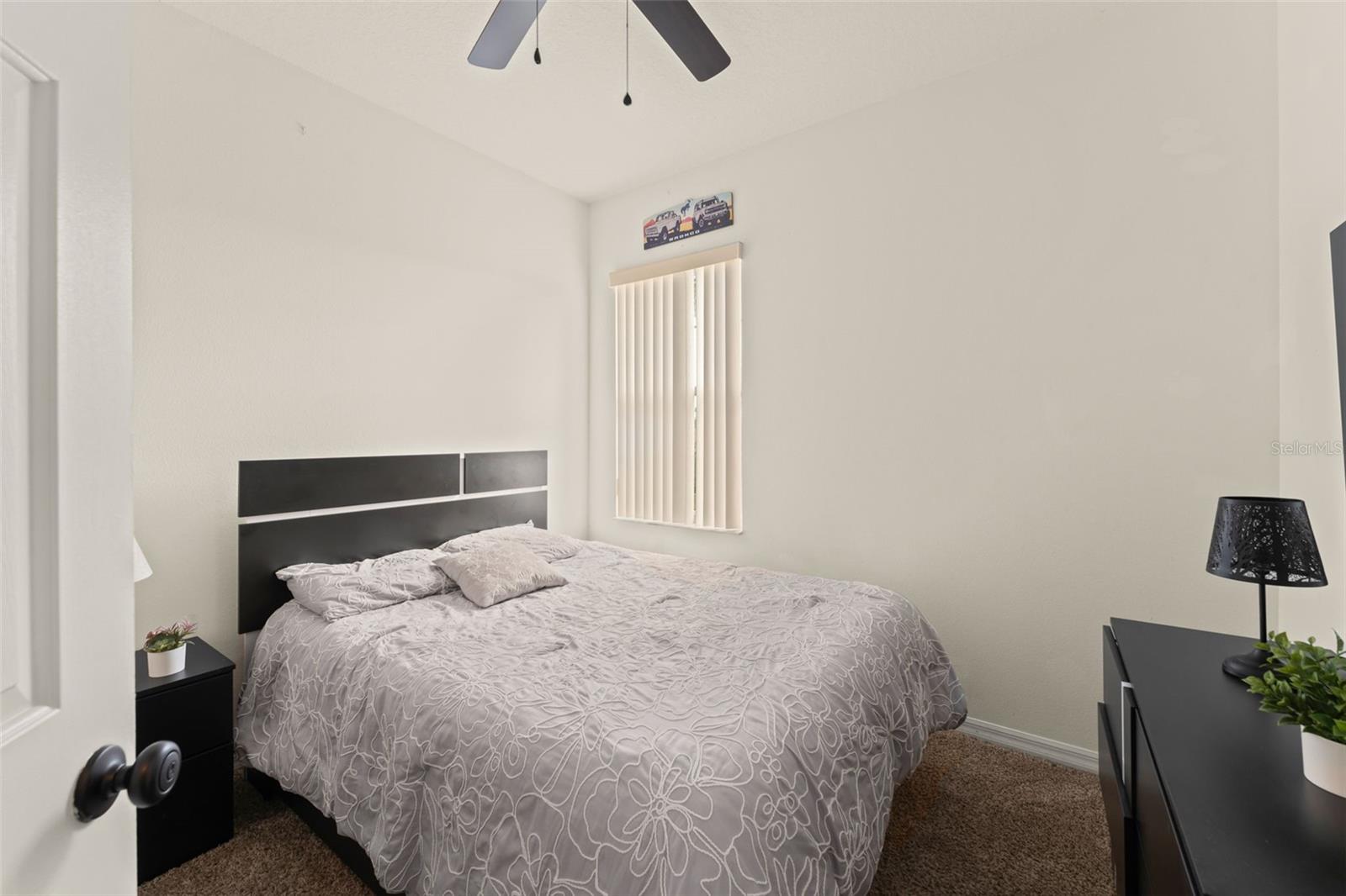 Image 29 of 41 For 4089 Navigator Way