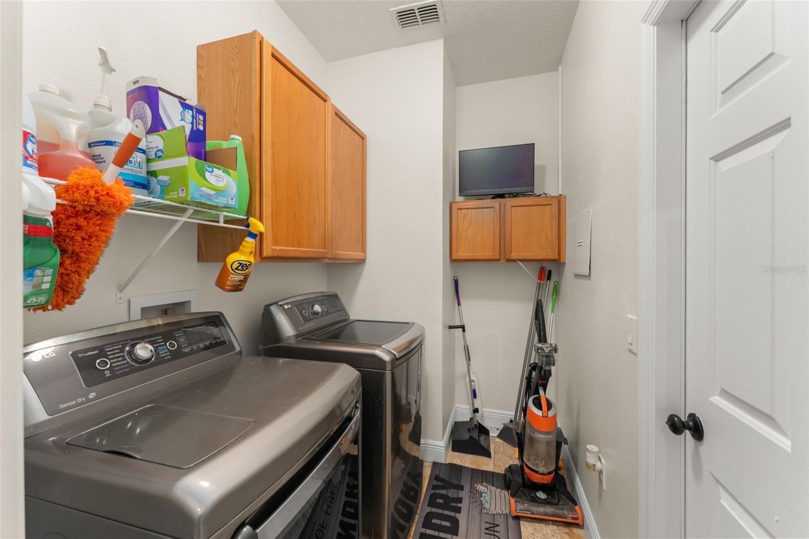 Image 35 of 41 For 4089 Navigator Way