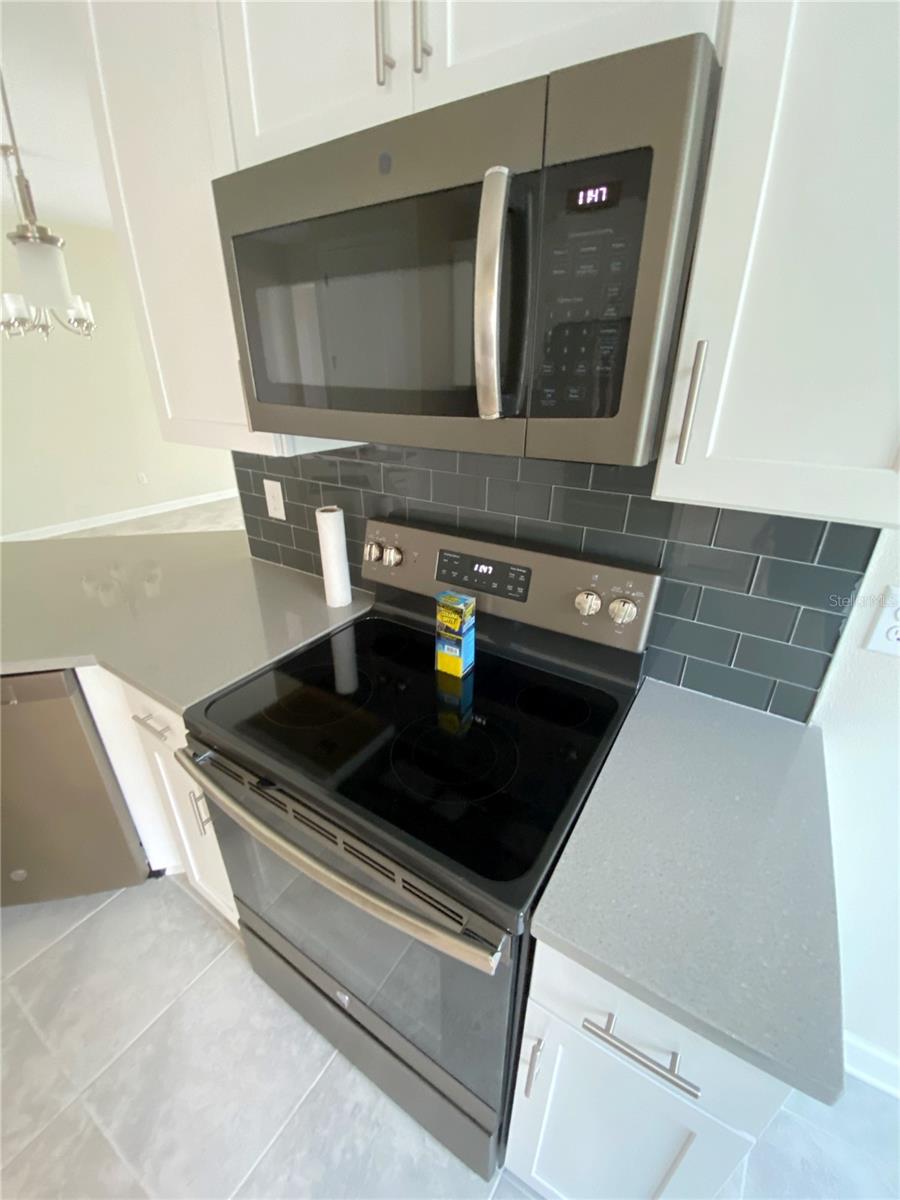 Image 22 of 34 For 502 Brunswick Drive