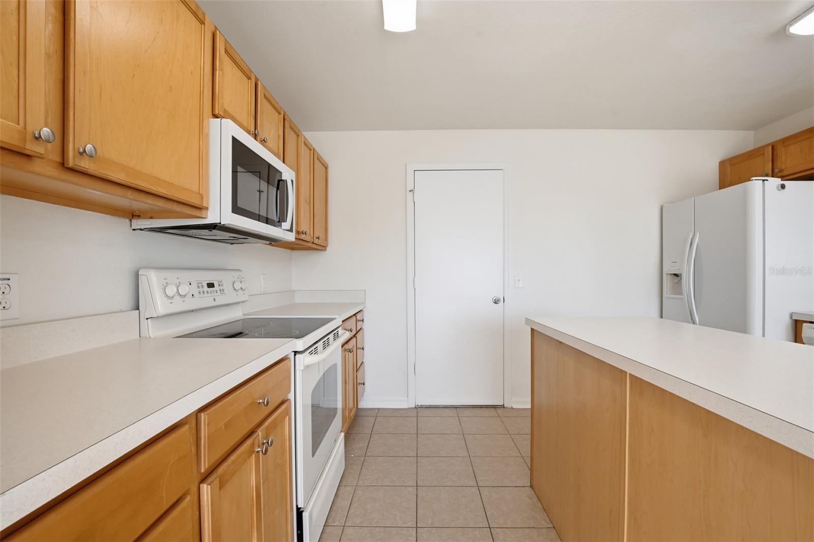 Image 12 of 39 For 1046 Brenton Leaf Drive