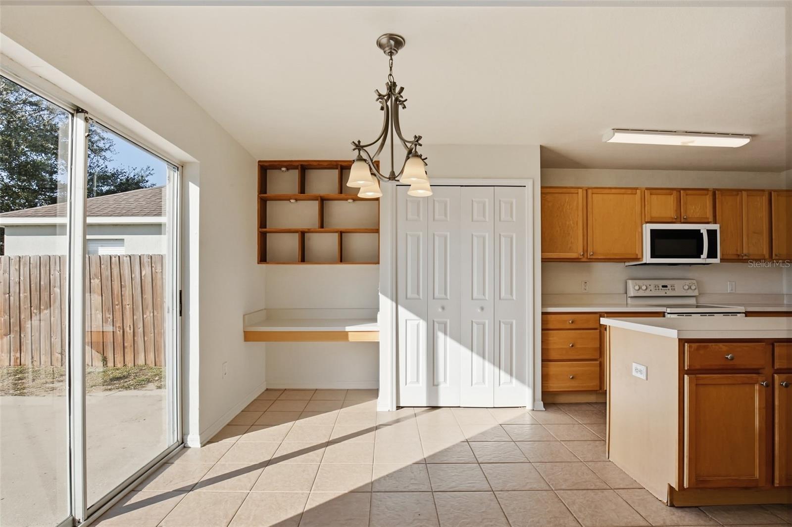 Image 16 of 39 For 1046 Brenton Leaf Drive