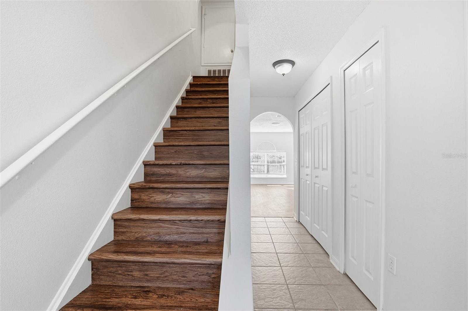 Image 19 of 39 For 1046 Brenton Leaf Drive