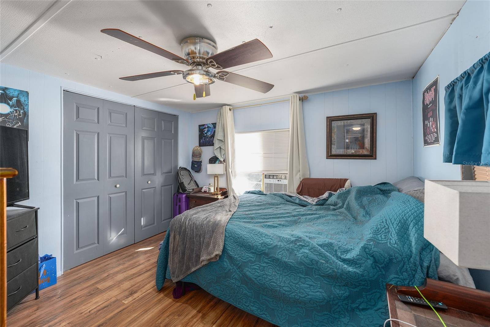 Image 11 of 29 For 18486 52nd Street