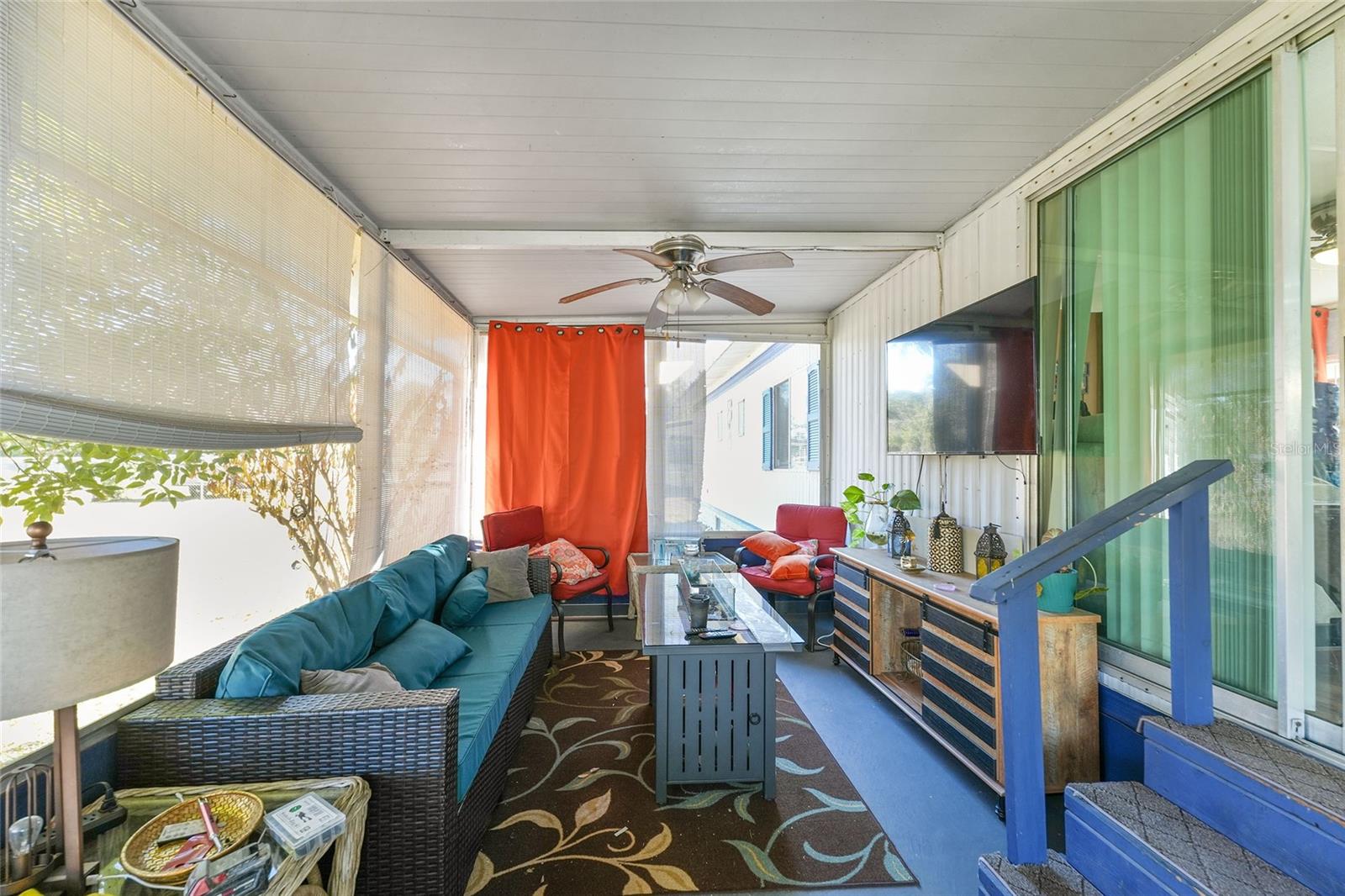 Image 19 of 29 For 18486 52nd Street