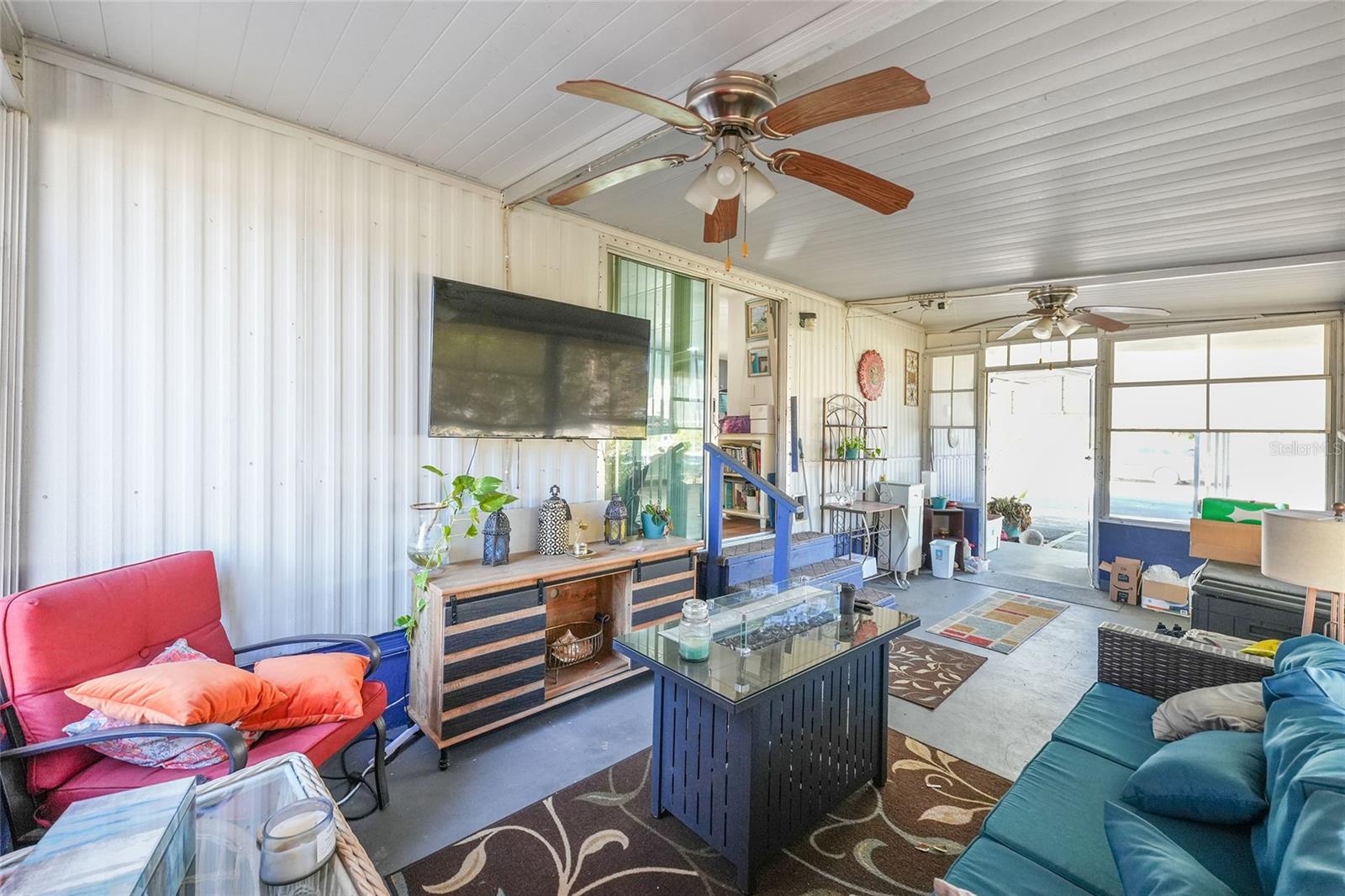 Image 22 of 29 For 18486 52nd Street