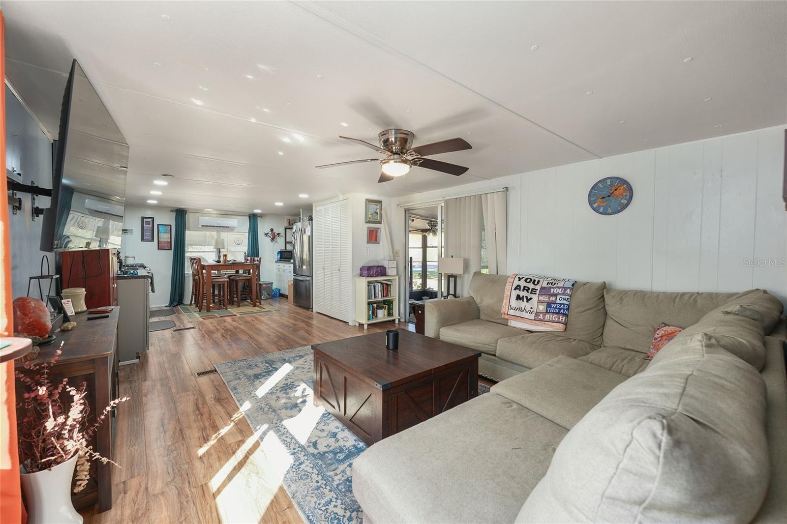 Image 7 of 29 For 18486 52nd Street