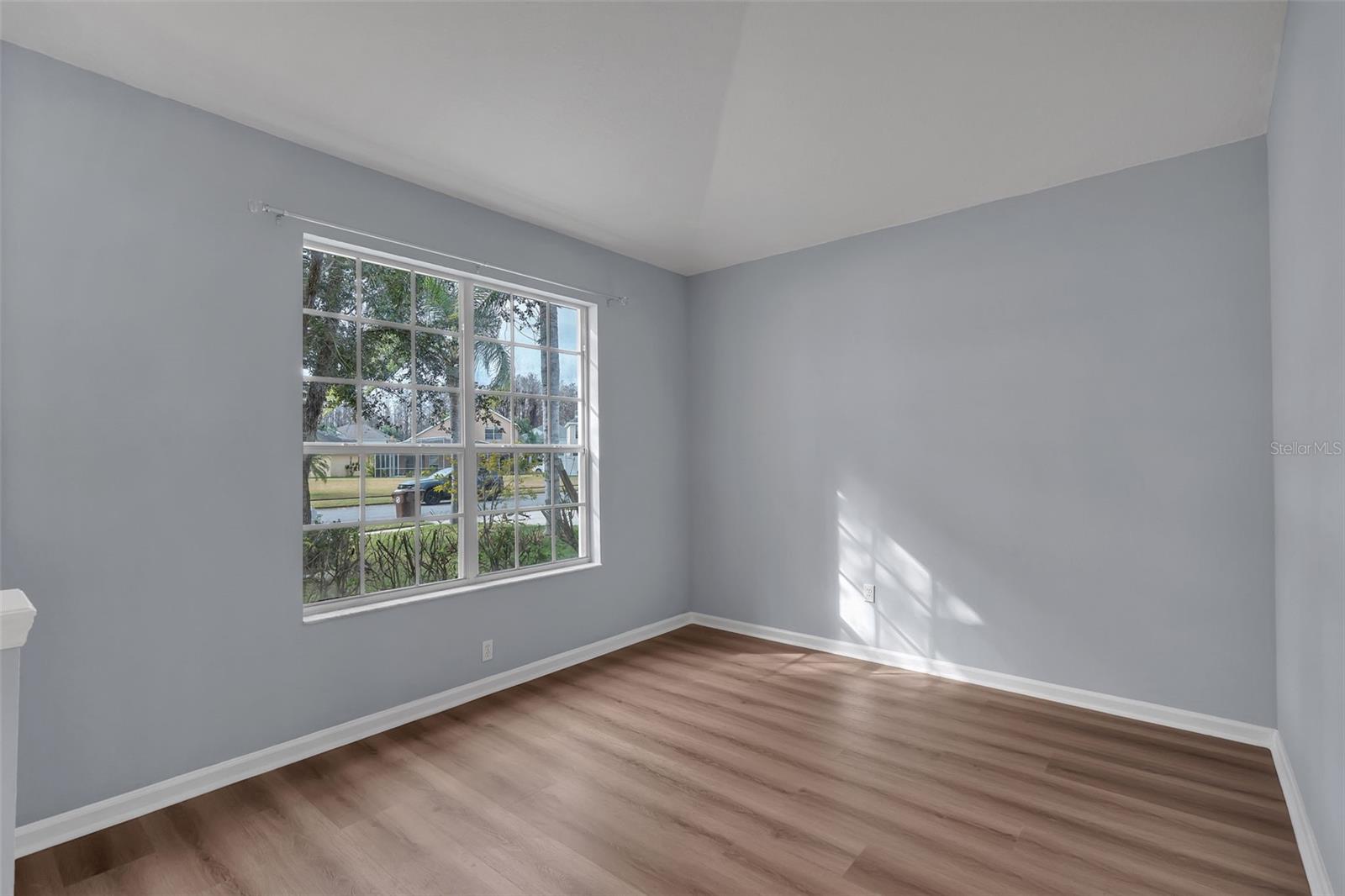 Image 6 of 55 For 3249 Falcon Point Drive