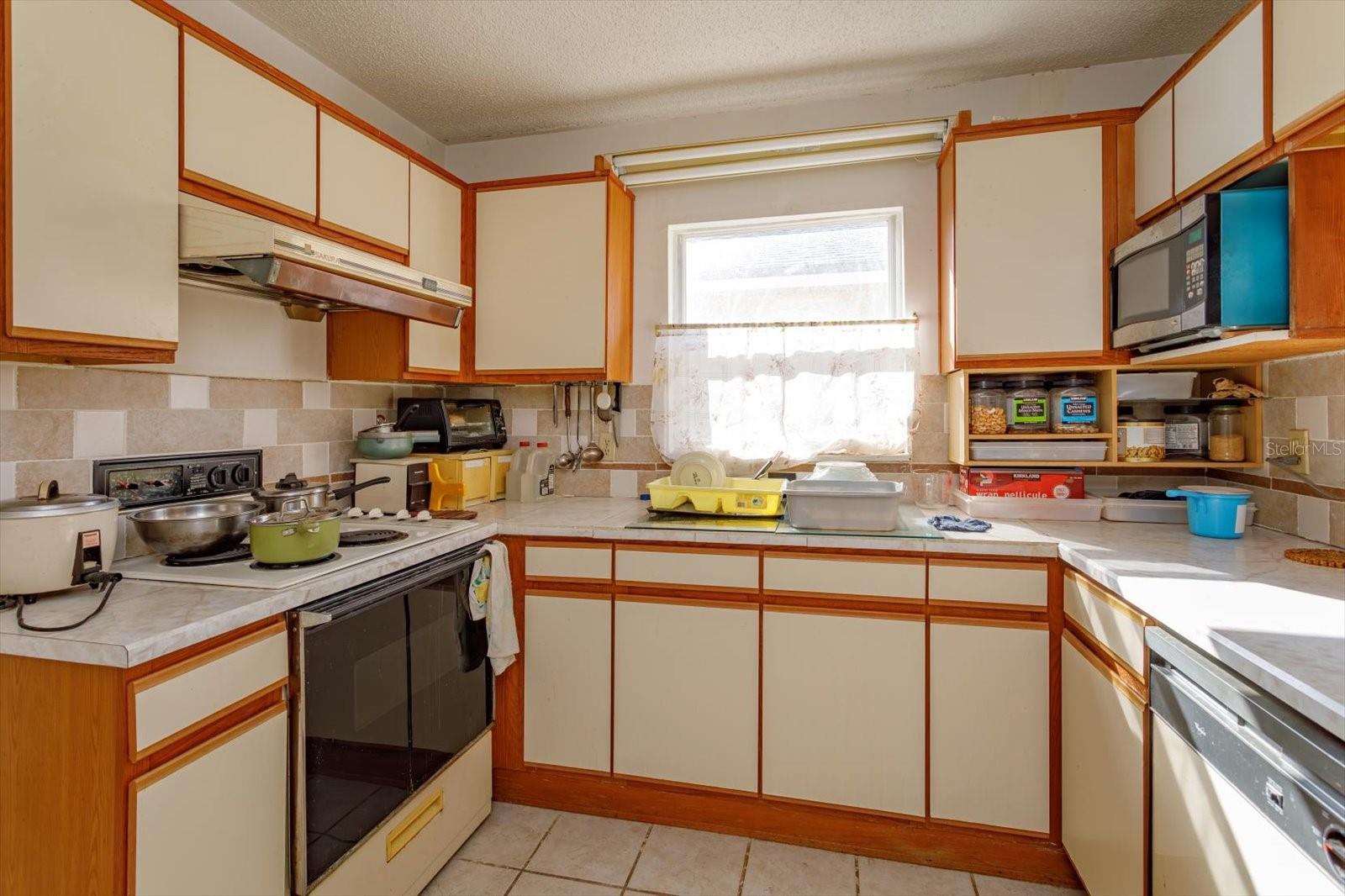 Image 15 of 30 For 566 Wechsler Circle