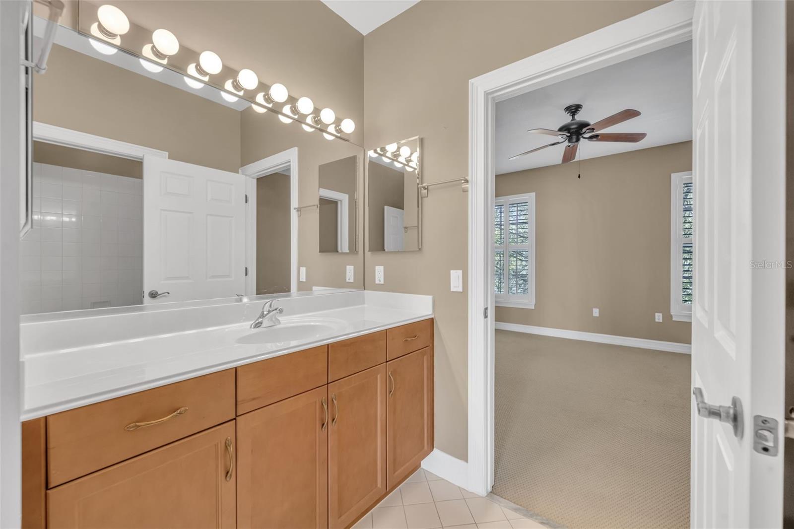 Image 16 of 57 For 4474 Twinview Lane