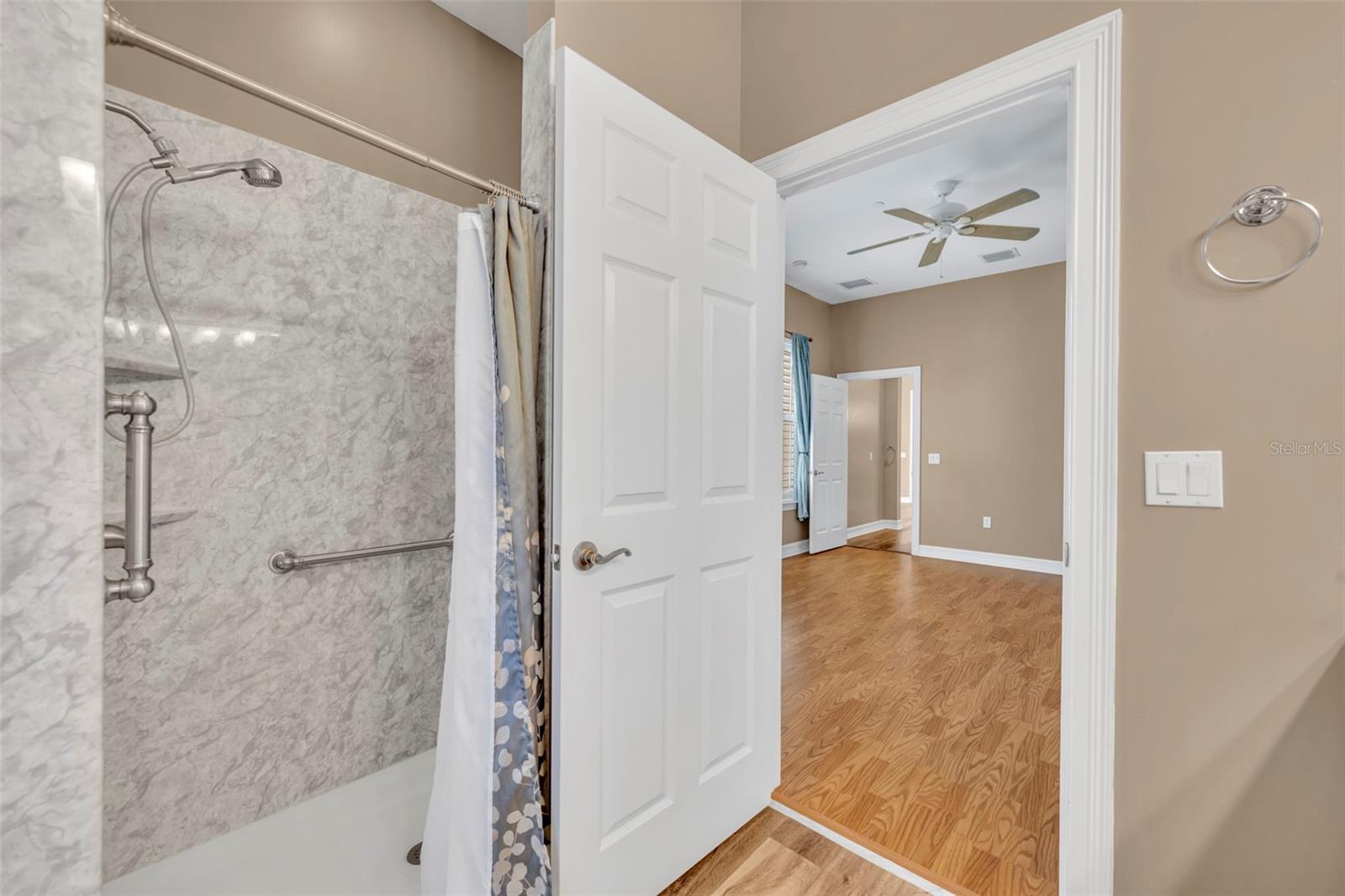 Image 33 of 57 For 4474 Twinview Lane