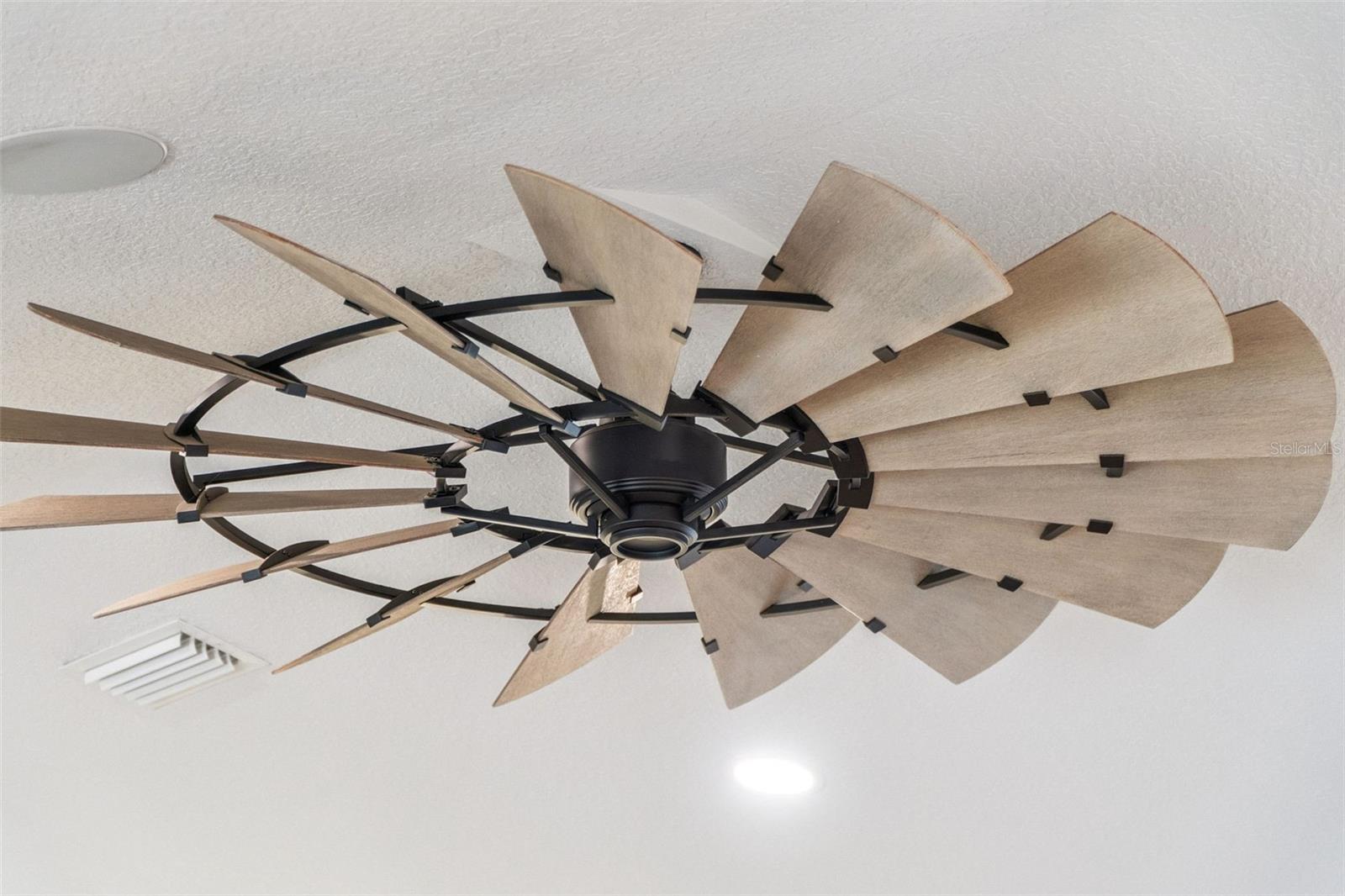 Image 12 of 46 For 2479 Glencoe Road