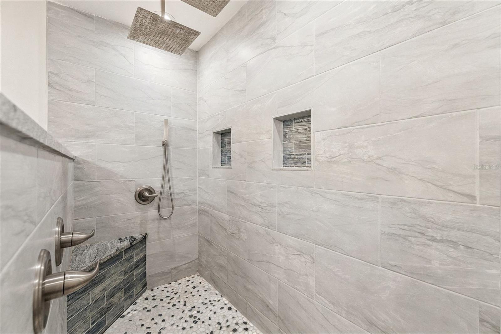 Image 18 of 46 For 2479 Glencoe Road