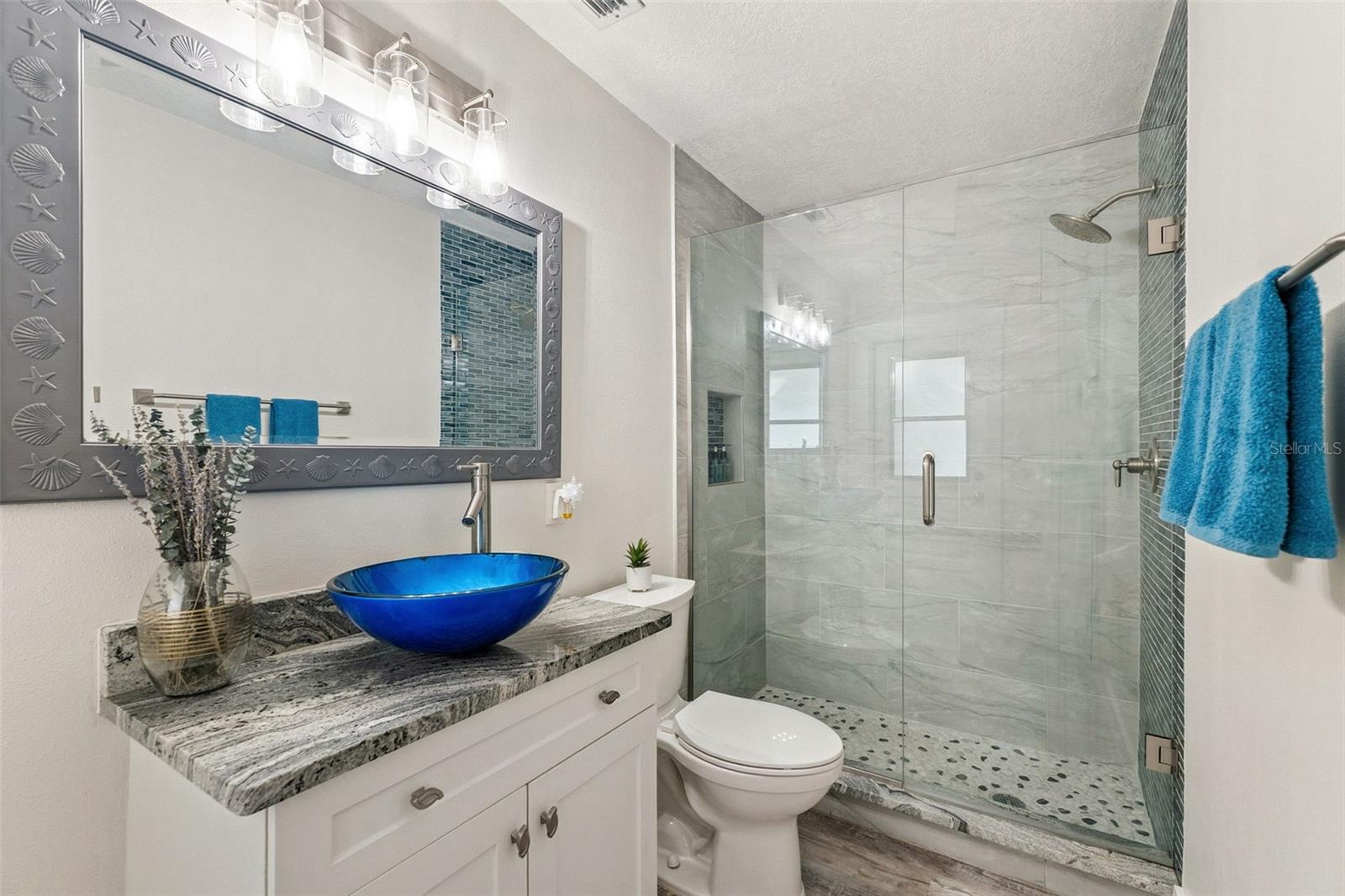 Image 22 of 46 For 2479 Glencoe Road