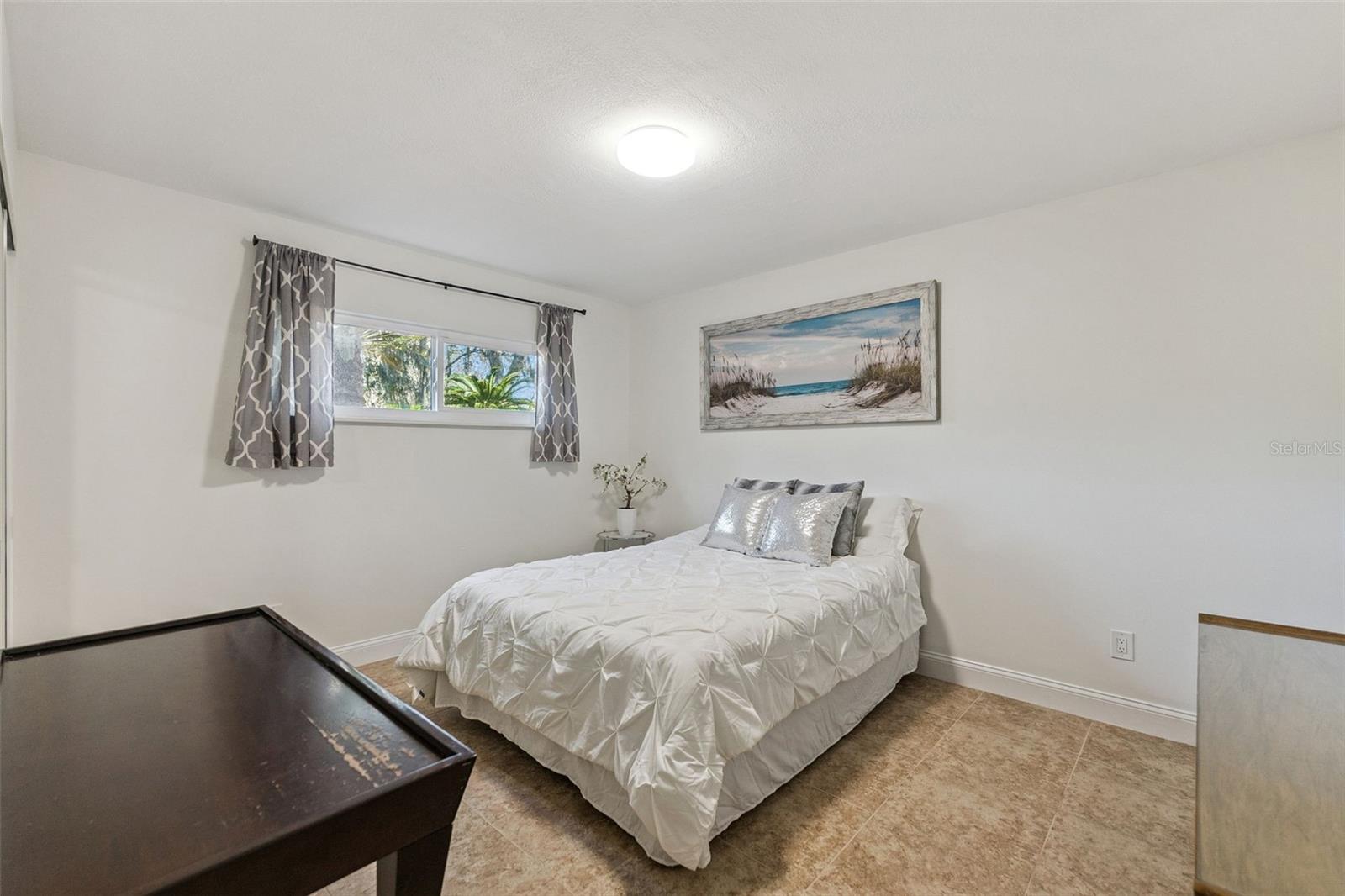 Image 25 of 46 For 2479 Glencoe Road