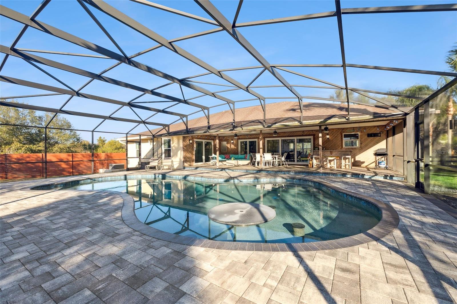 Image 32 of 46 For 2479 Glencoe Road