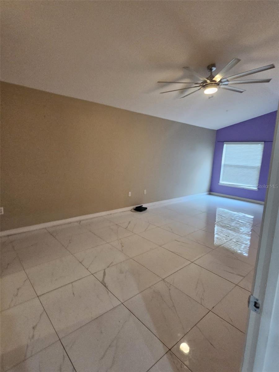 Image 11 of 13 For 807 Massy Court