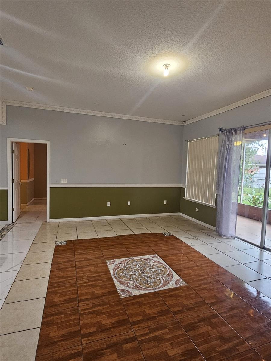 Image 6 of 13 For 807 Massy Court