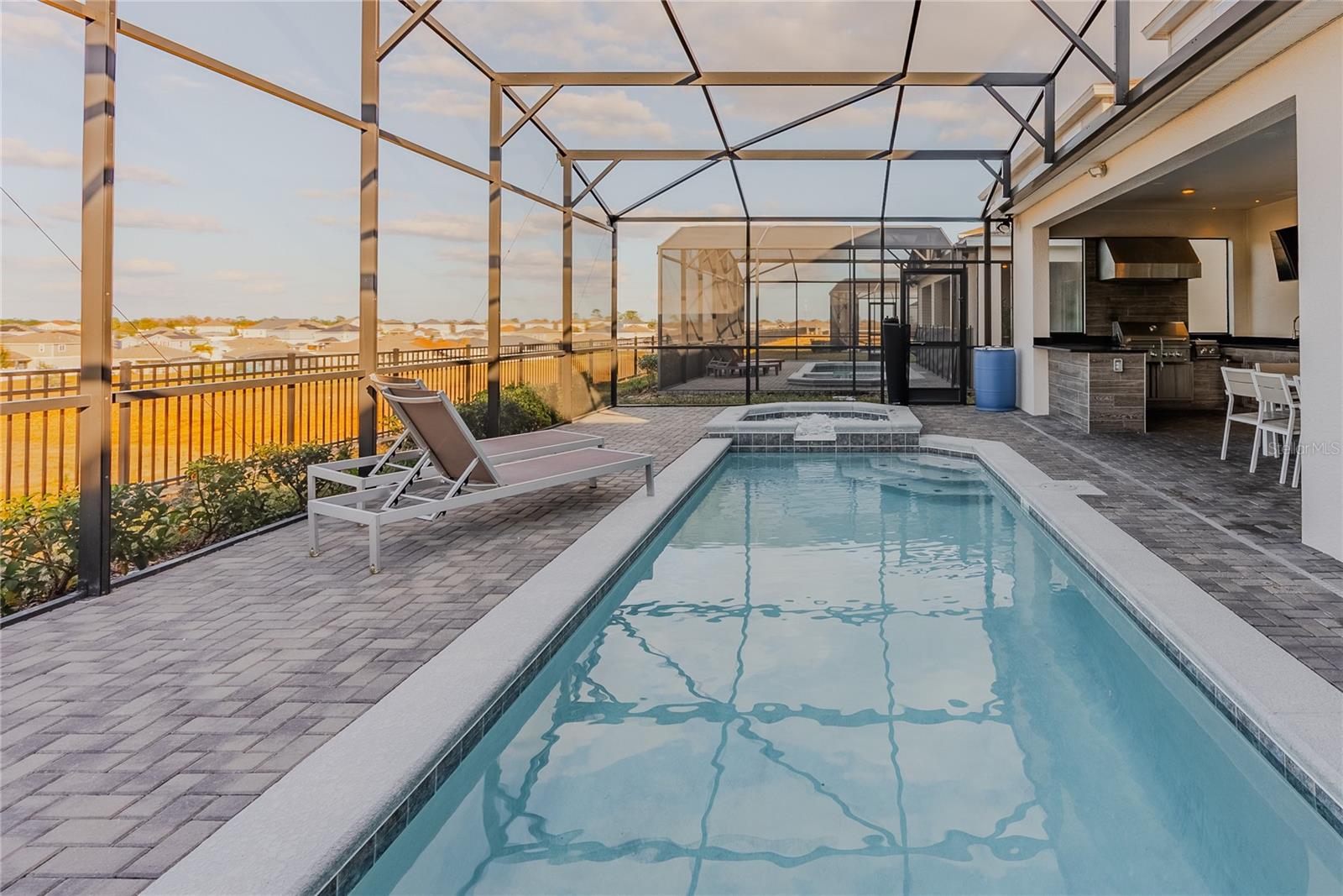 Image 24 of 100 For 2126 Lelani Circle