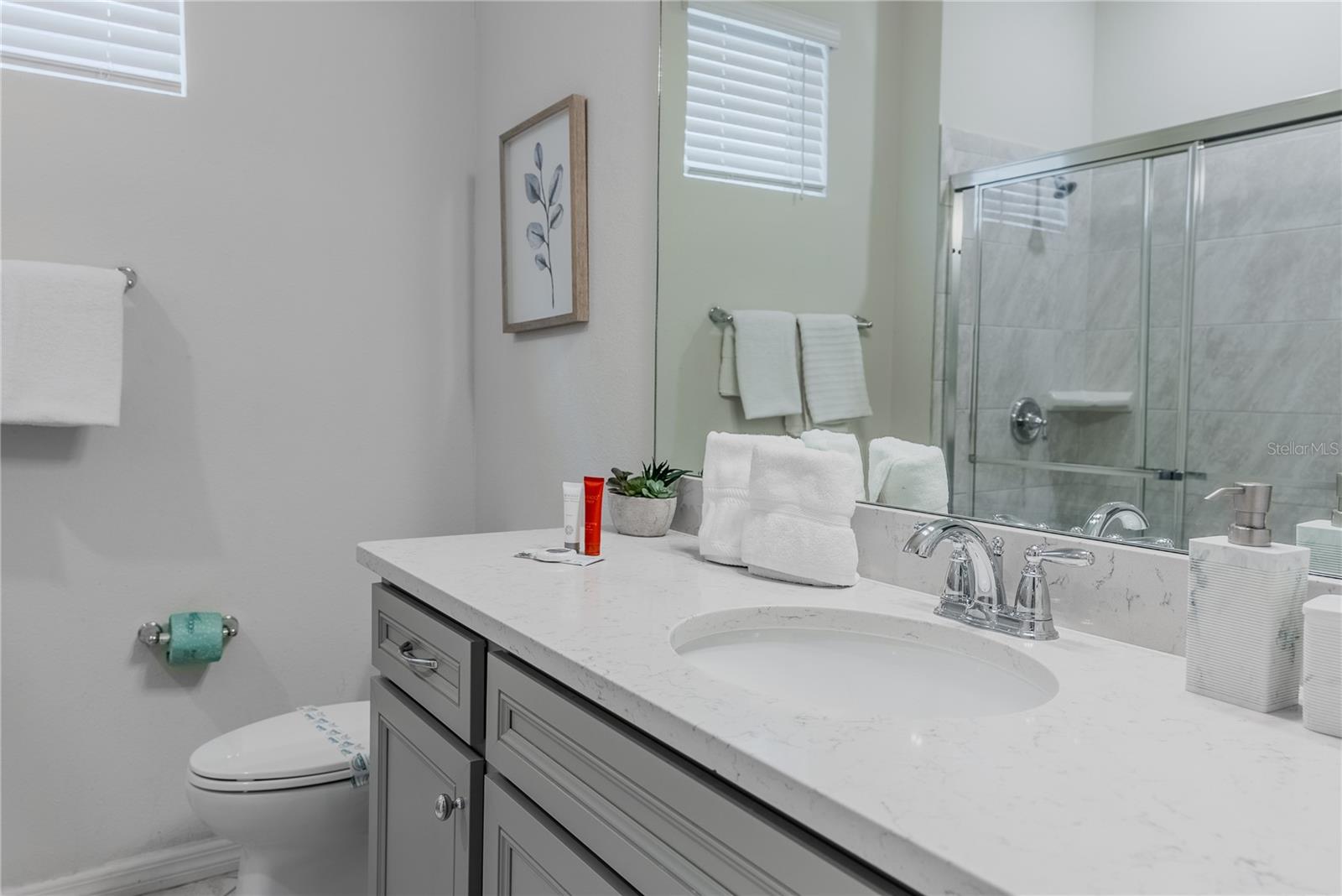 Image 42 of 100 For 2126 Lelani Circle