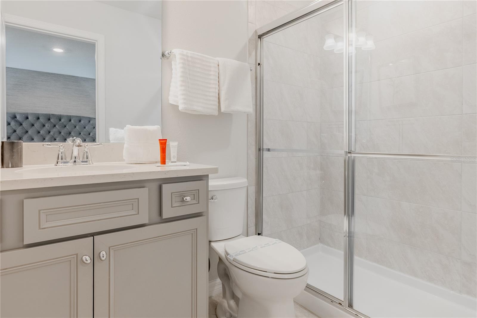 Image 51 of 100 For 2126 Lelani Circle