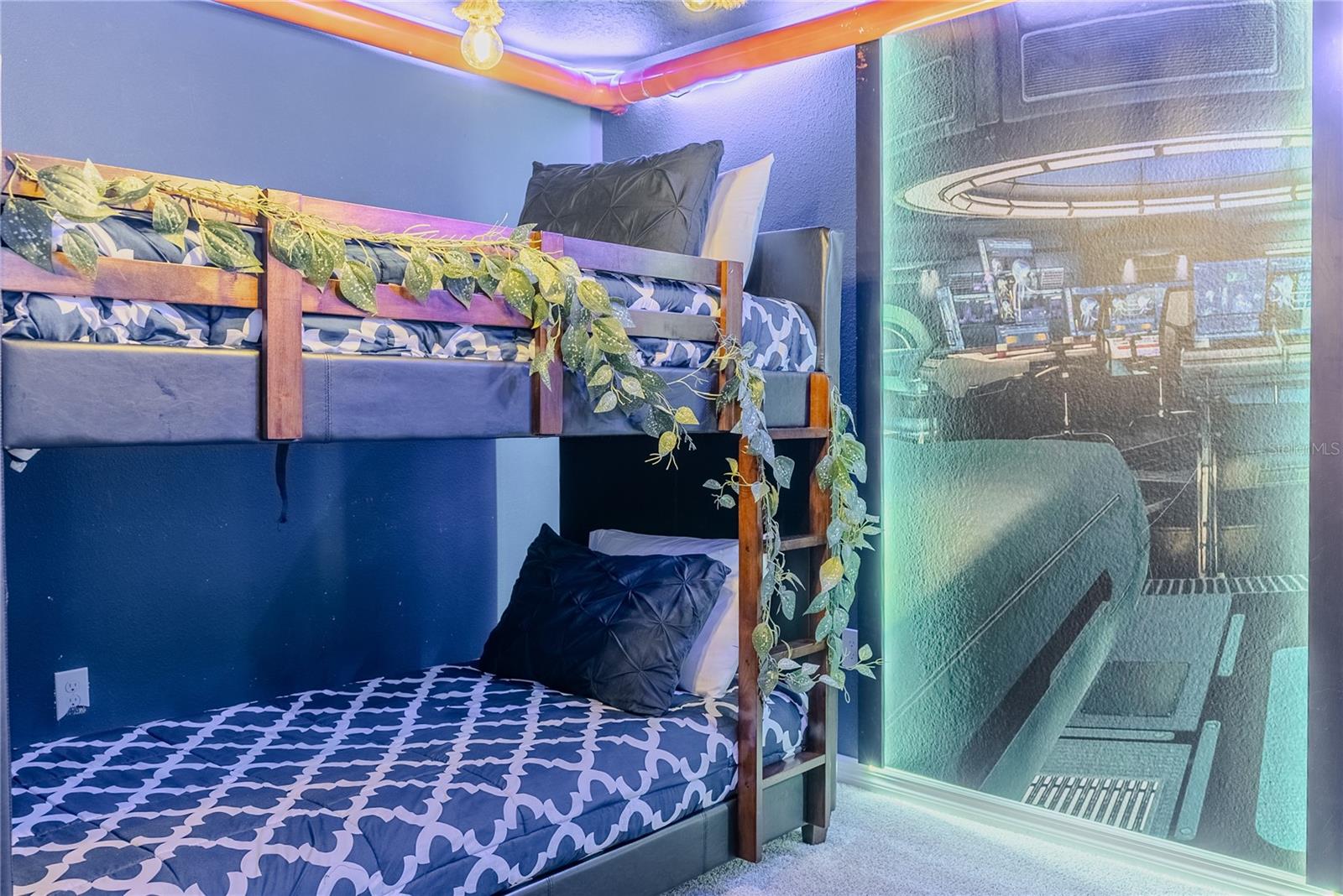 Image 65 of 100 For 2126 Lelani Circle