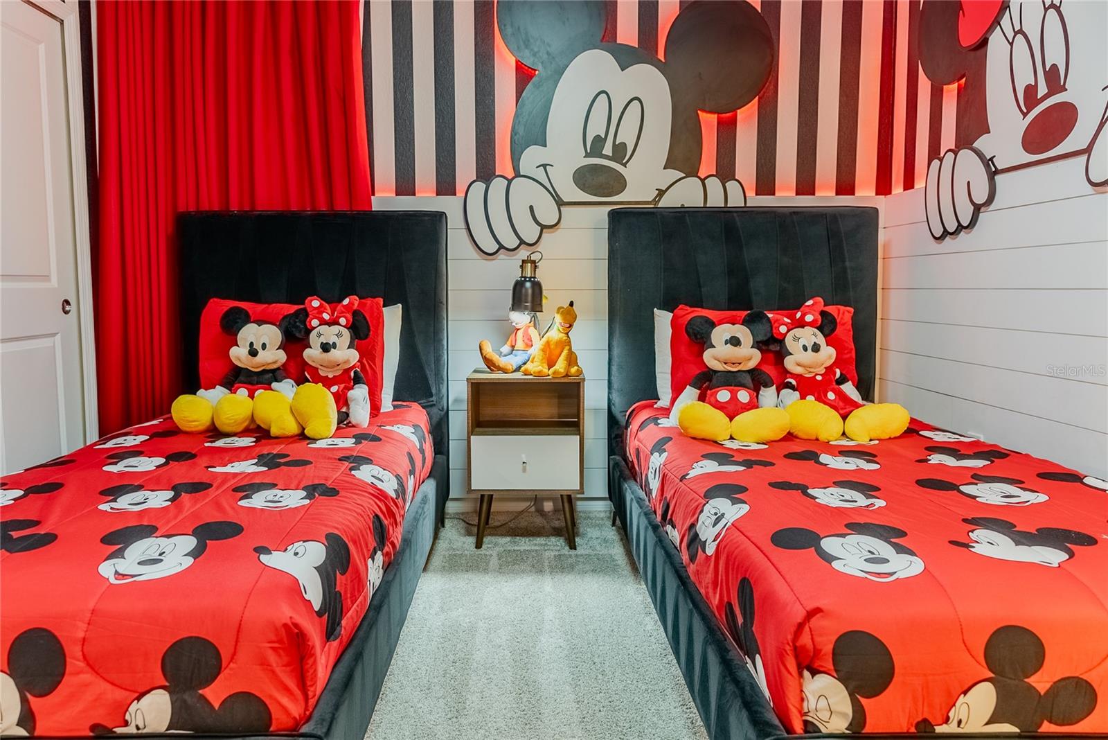 Image 71 of 100 For 2126 Lelani Circle